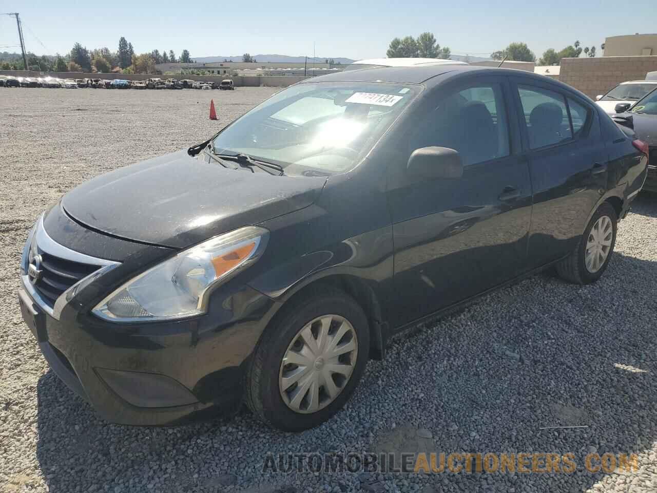 3N1CN7AP1FL812568 NISSAN VERSA 2015