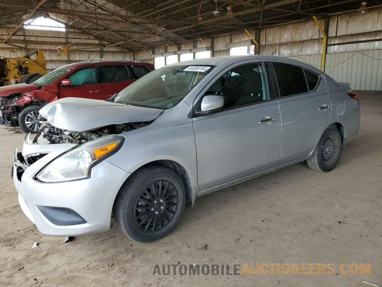 3N1CN7AP1FL955777 NISSAN VERSA 2015