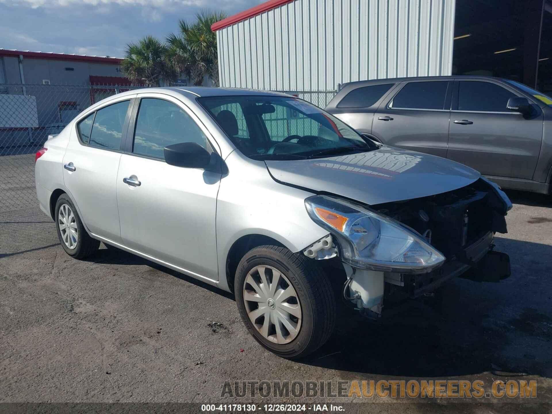 3N1CN7AP1HK432431 NISSAN VERSA 2017