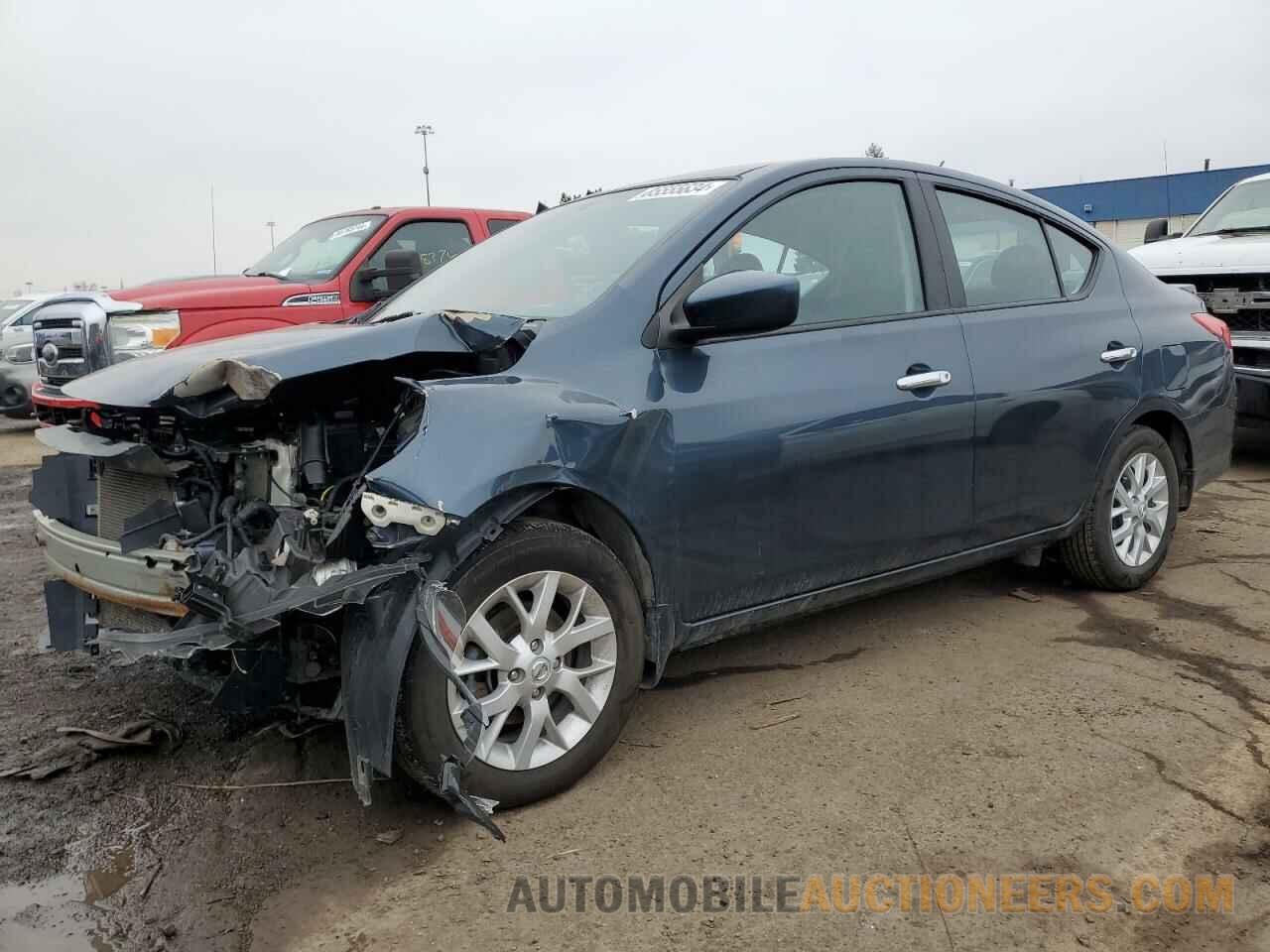 3N1CN7AP1HL824657 NISSAN VERSA 2017