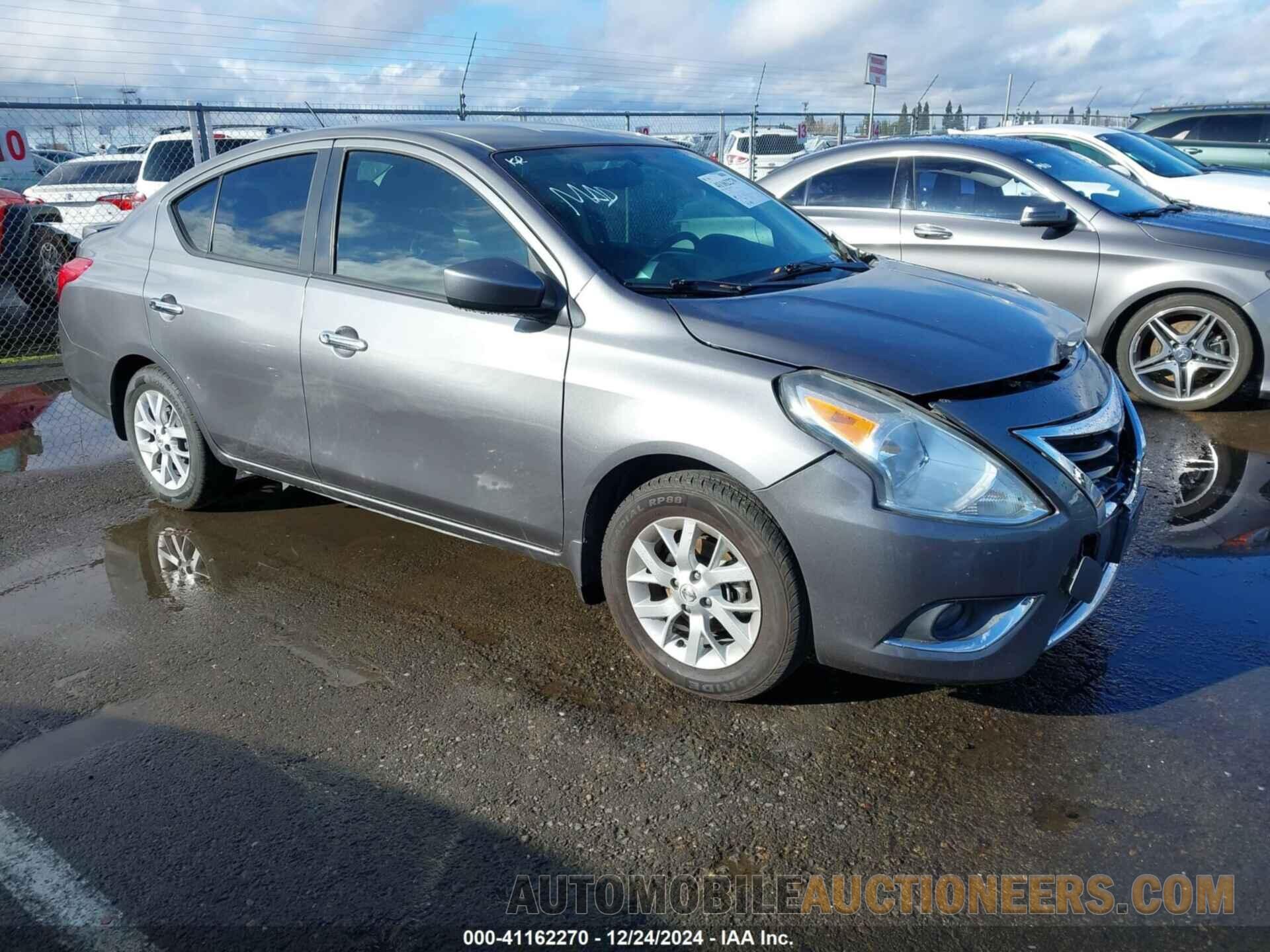 3N1CN7AP1HL858758 NISSAN VERSA 2017