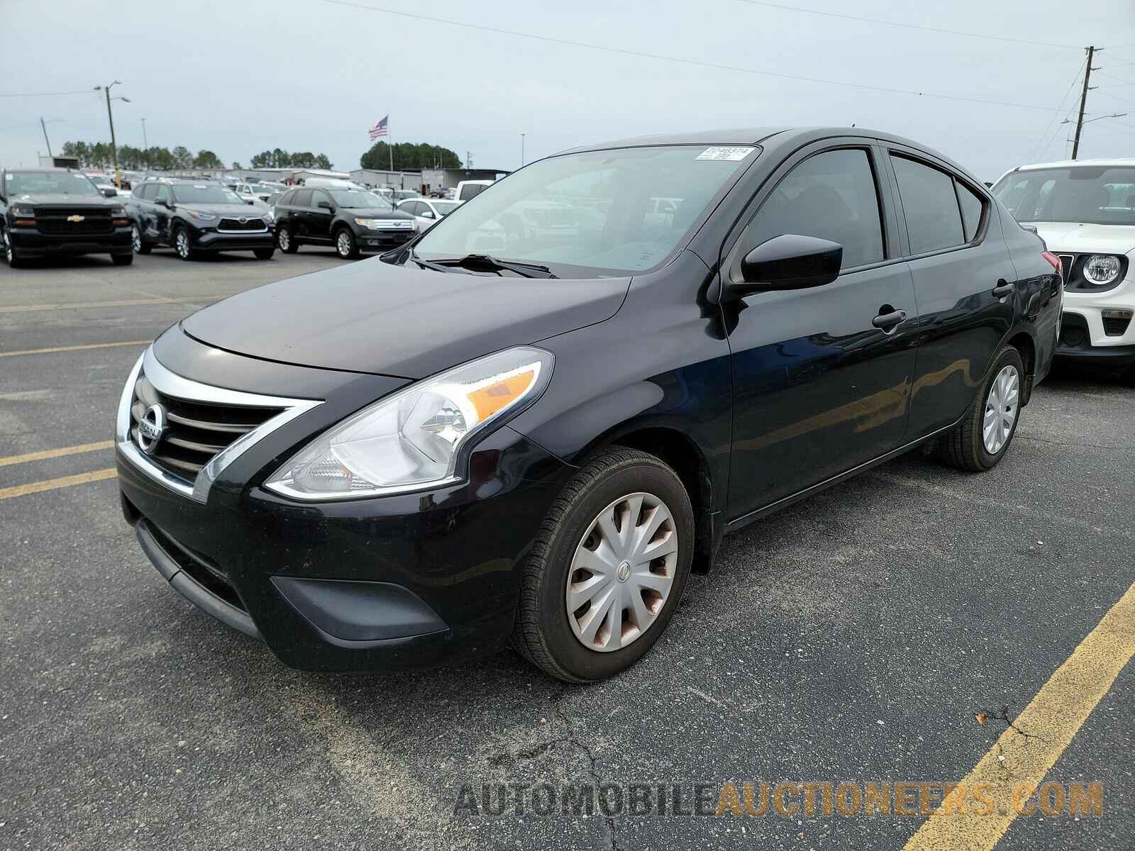 3N1CN7AP1HL860588 Nissan Versa Sedan 2017