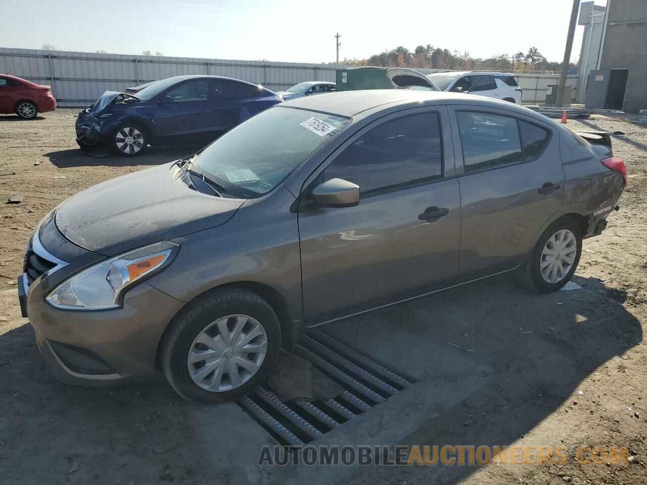 3N1CN7AP1HL870148 NISSAN VERSA 2017