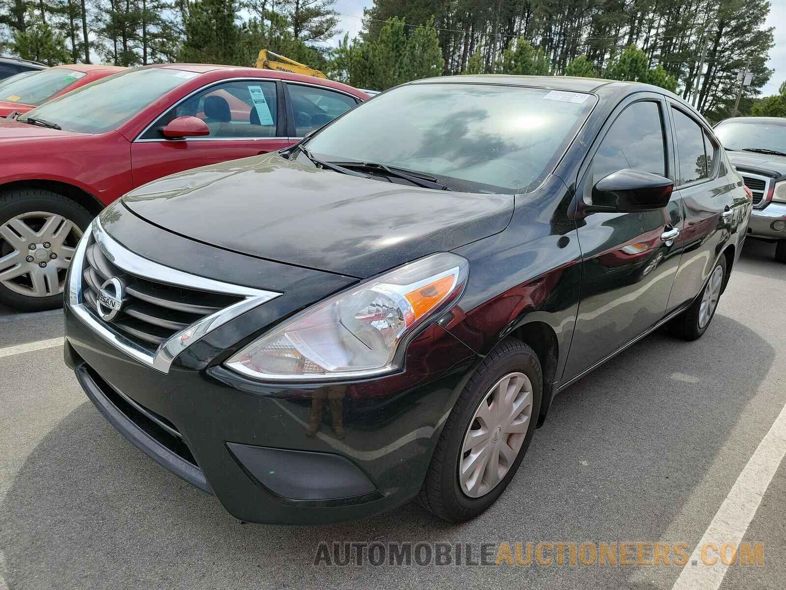 3N1CN7AP1HL906985 Nissan Versa Sedan 2017