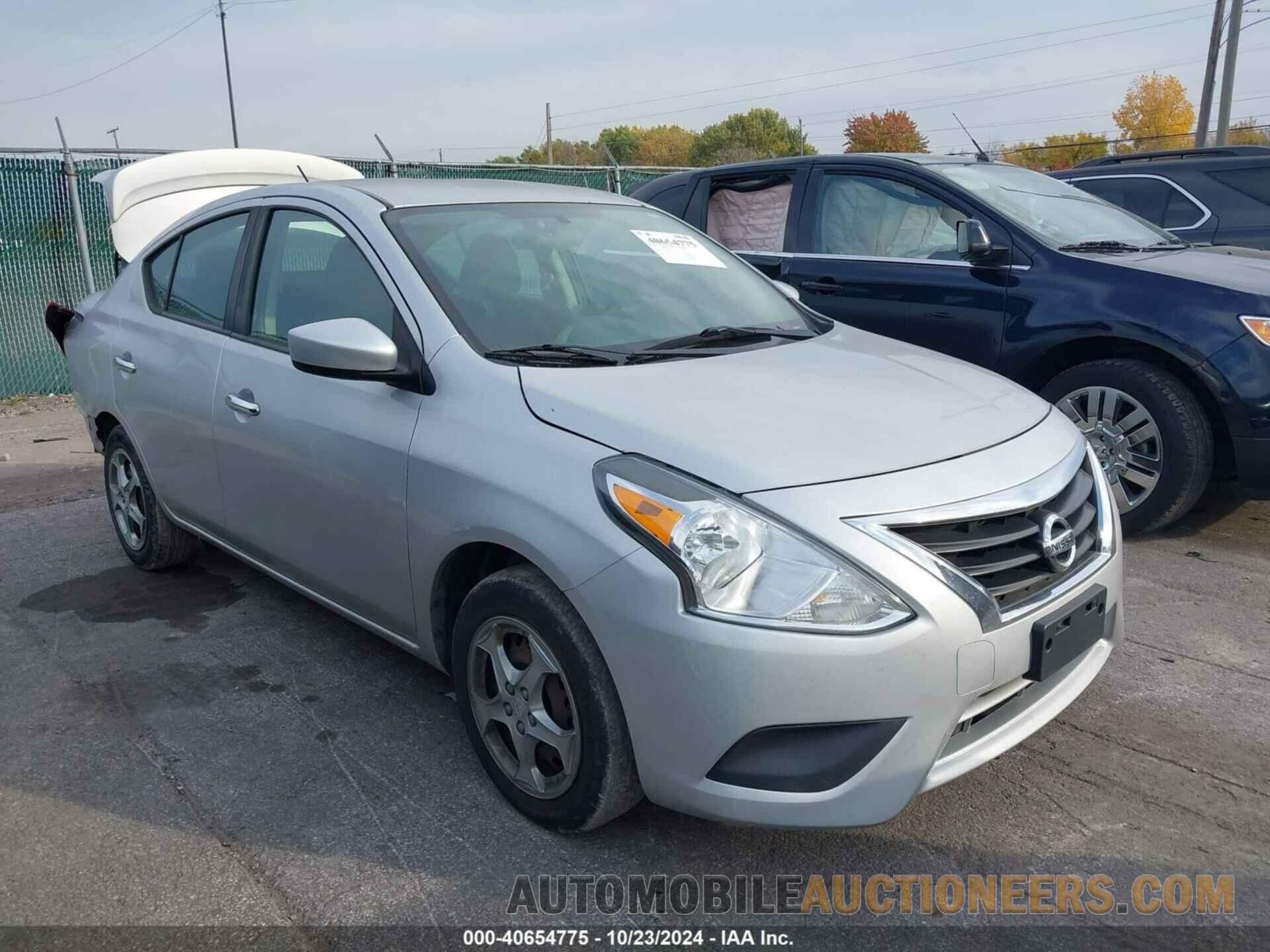 3N1CN7AP1JK400603 NISSAN VERSA 2018