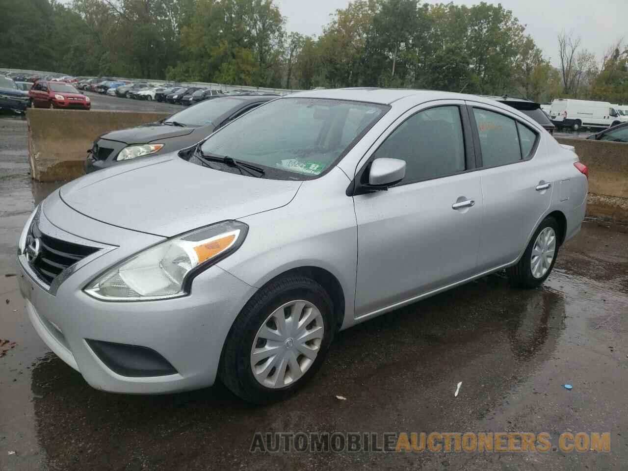 3N1CN7AP1JK408085 NISSAN VERSA 2018