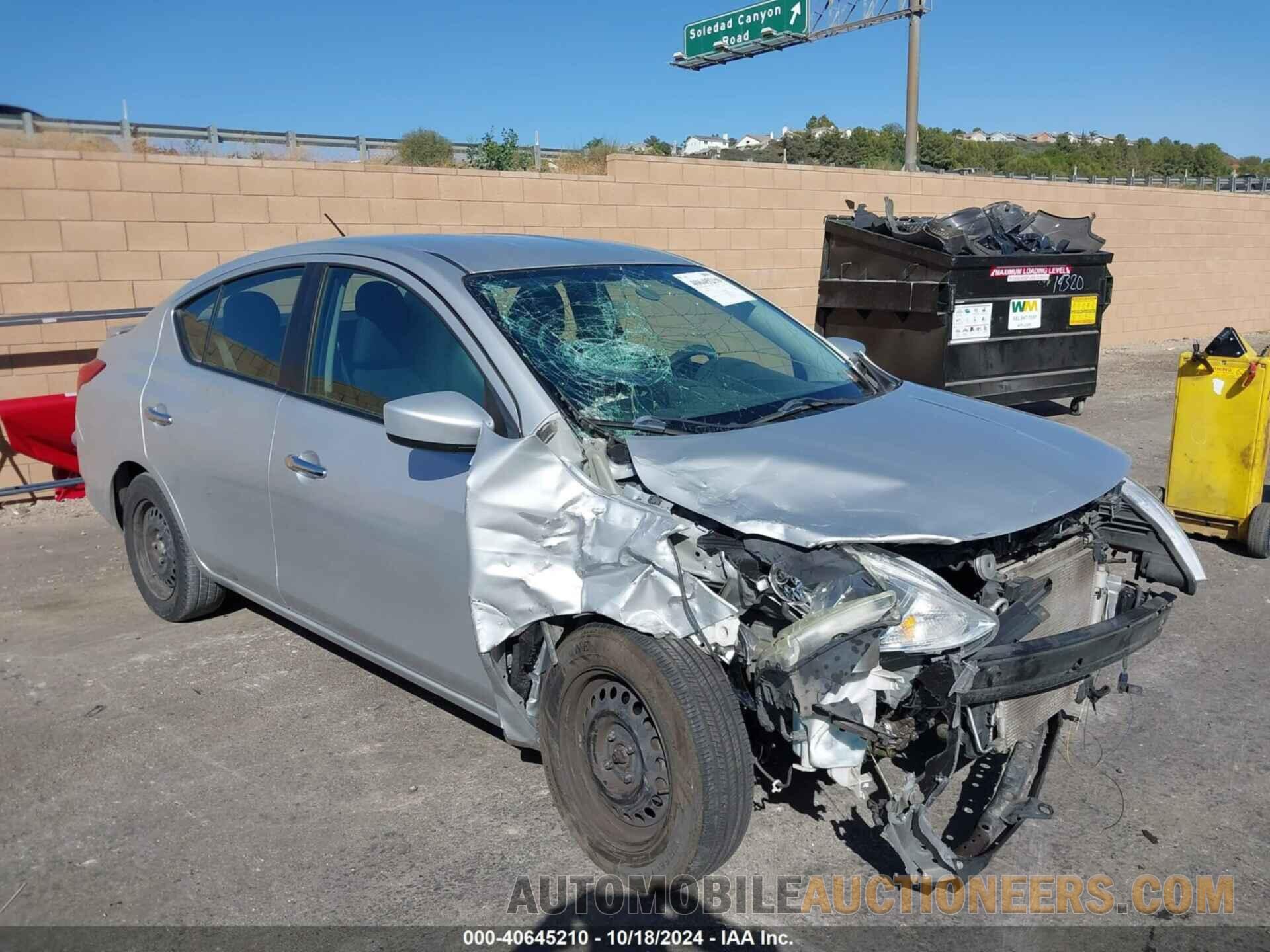 3N1CN7AP1JK429857 NISSAN VERSA 2018