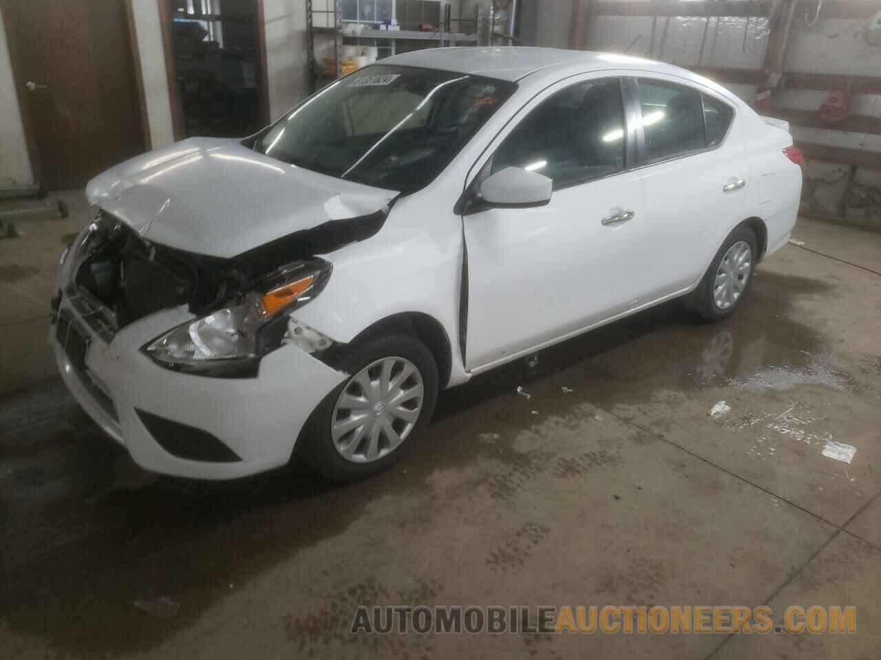 3N1CN7AP1JL800574 NISSAN VERSA 2018