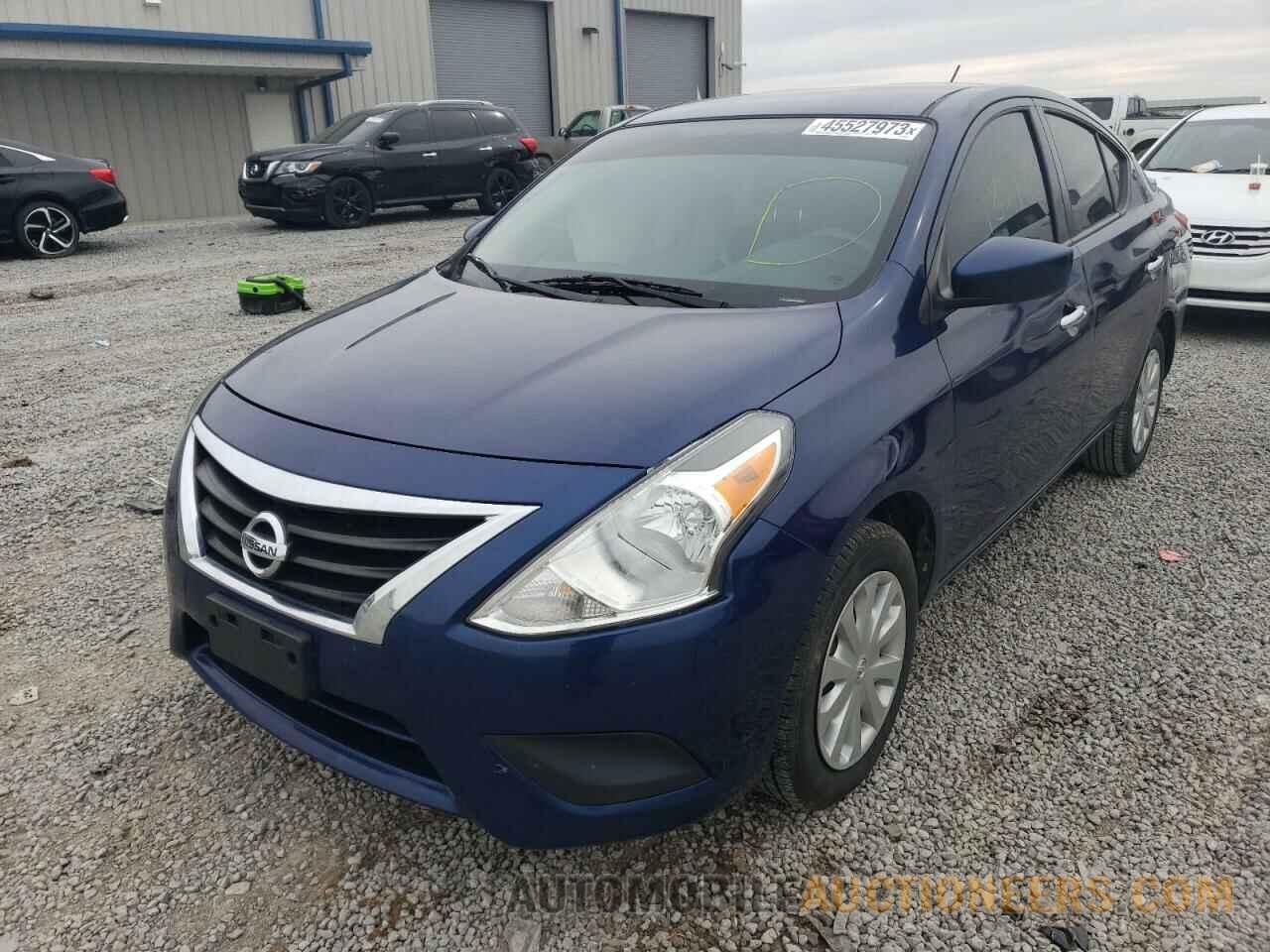 3N1CN7AP1JL800932 NISSAN VERSA 2018