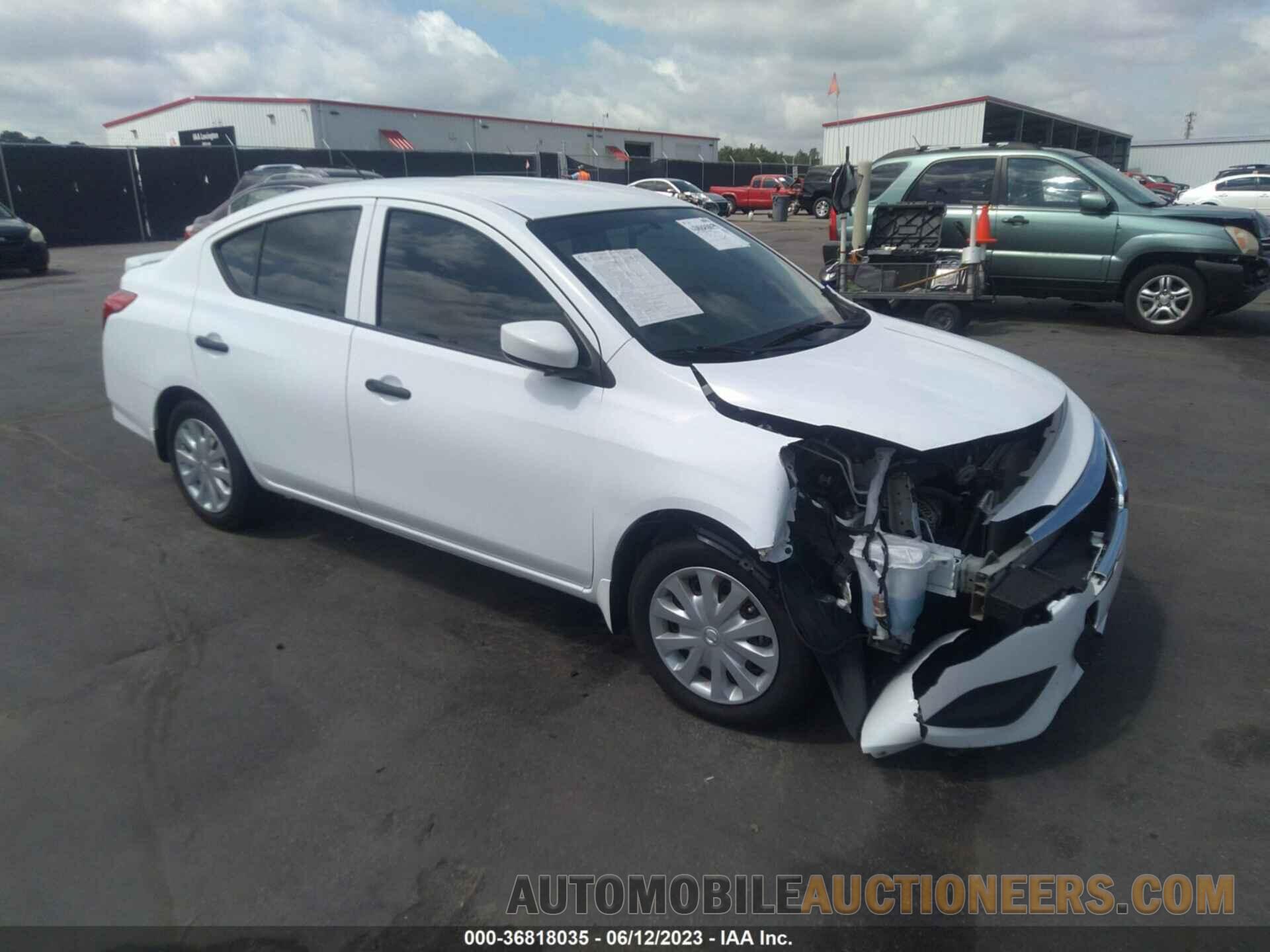 3N1CN7AP1JL807976 NISSAN VERSA SEDAN 2018