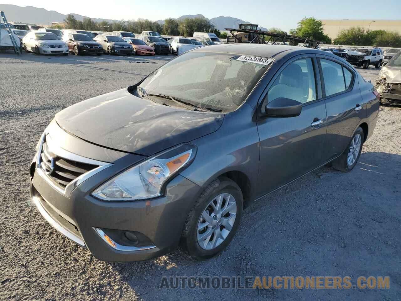 3N1CN7AP1JL815477 NISSAN VERSA 2018