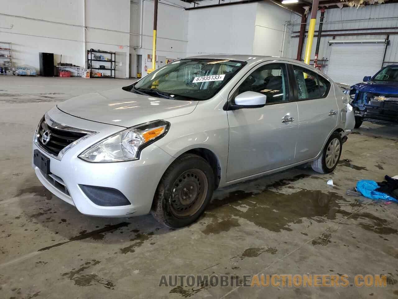 3N1CN7AP1JL817956 NISSAN VERSA 2018