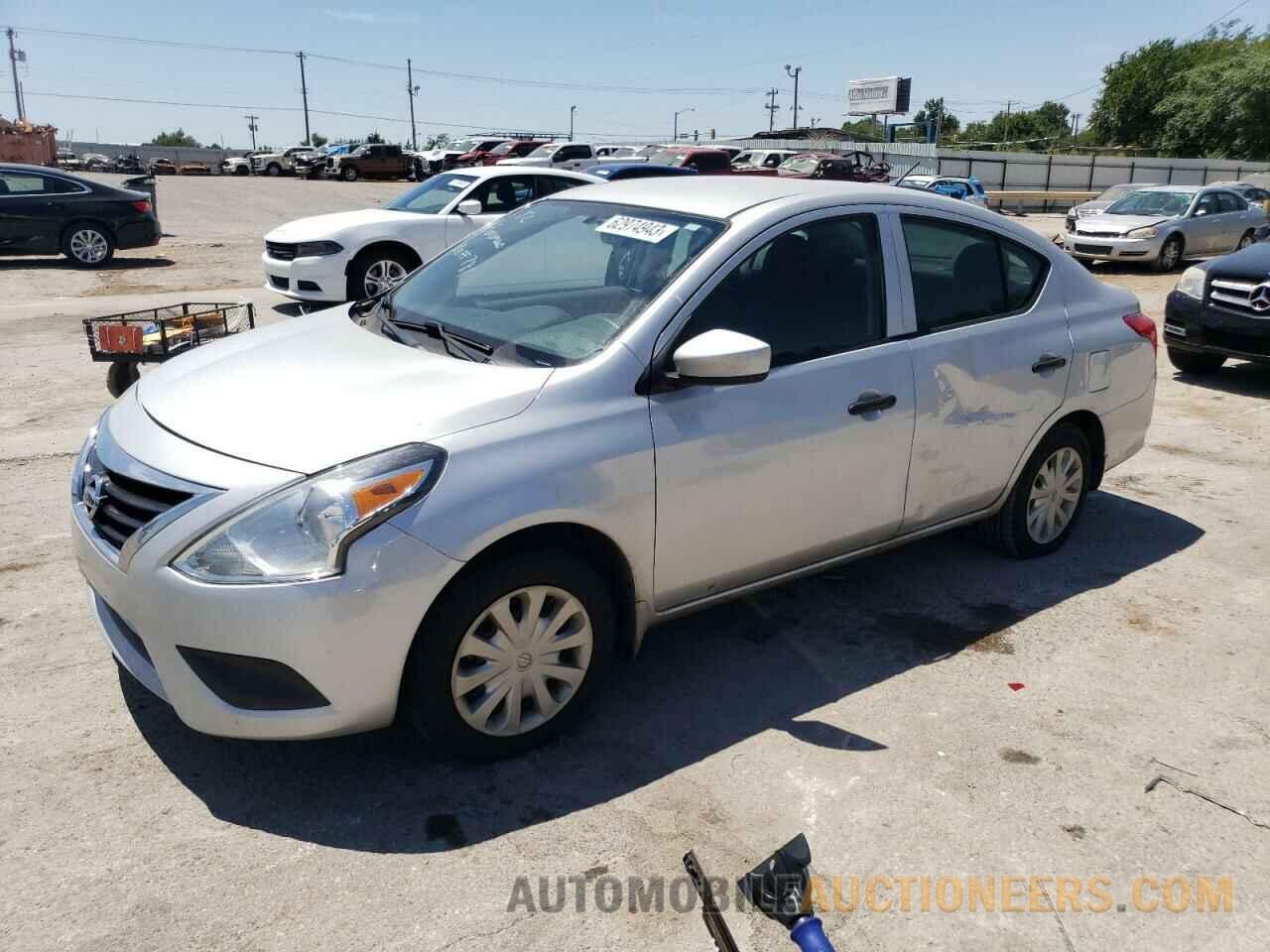 3N1CN7AP1JL819092 NISSAN VERSA 2018