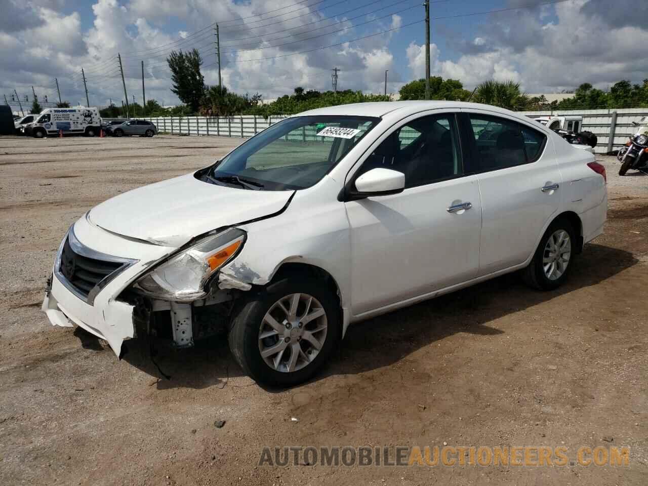 3N1CN7AP1JL833378 NISSAN VERSA 2018