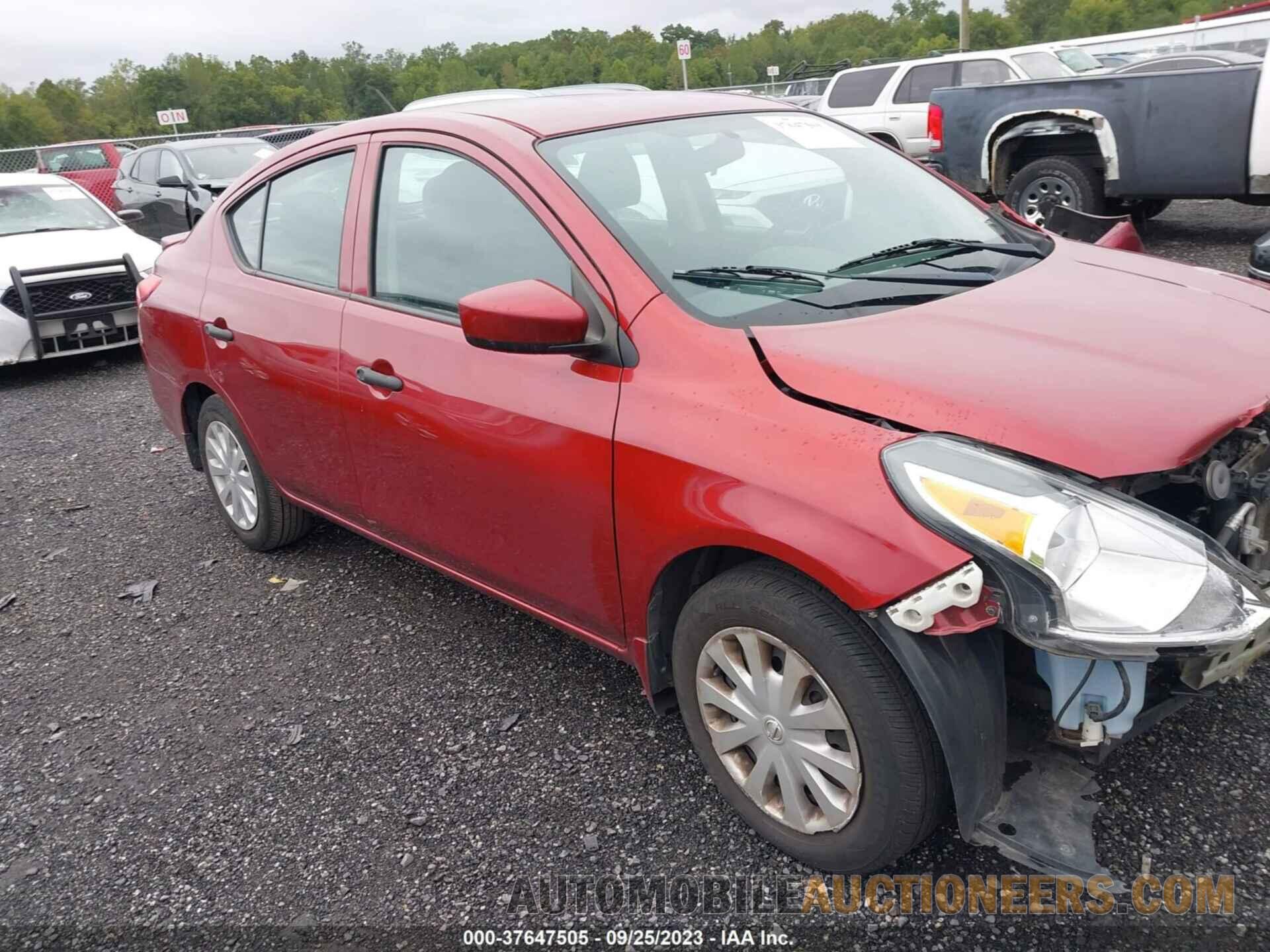 3N1CN7AP1JL840170 NISSAN VERSA SEDAN 2018