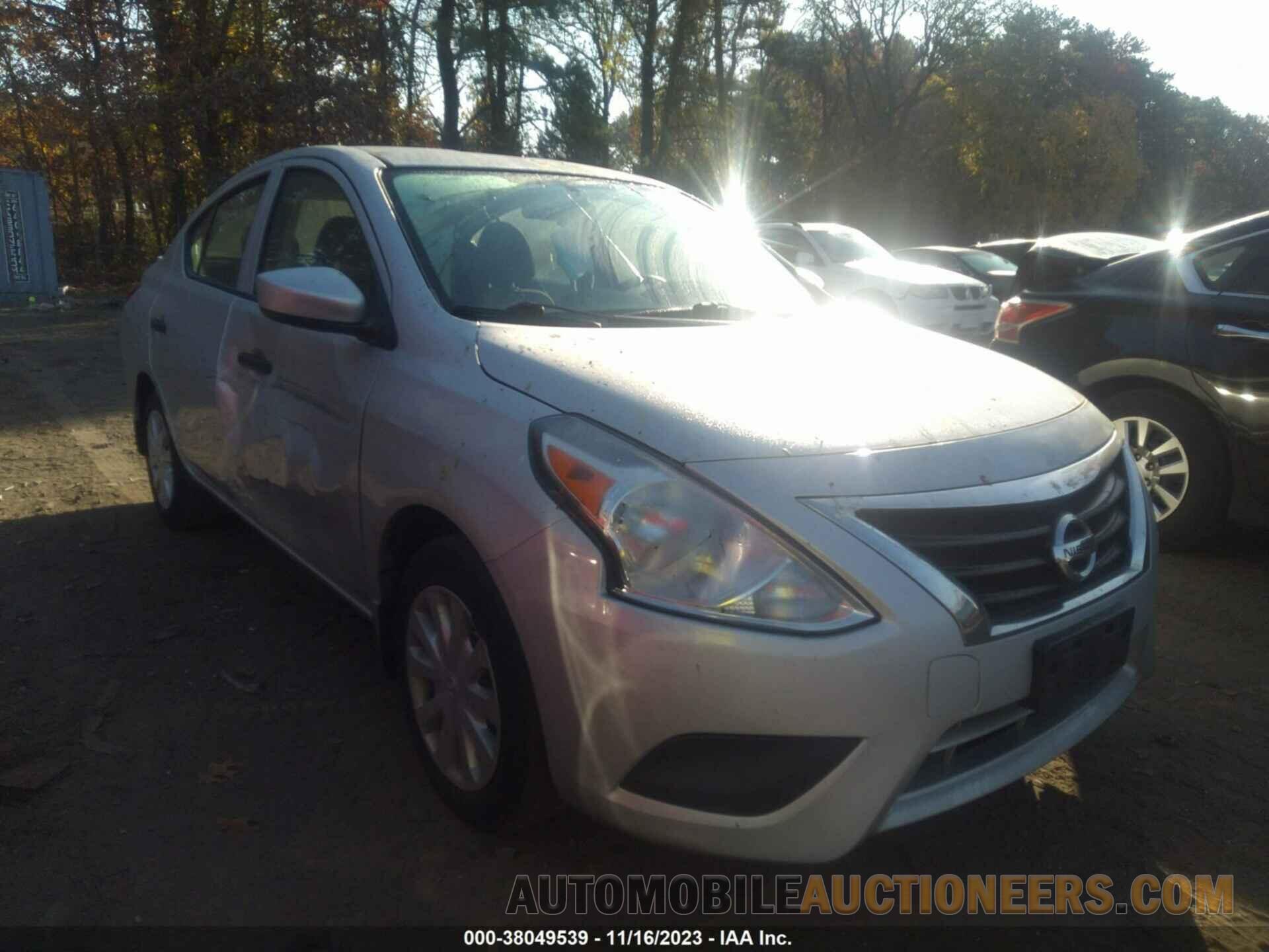 3N1CN7AP1JL862461 NISSAN VERSA SEDAN 2018