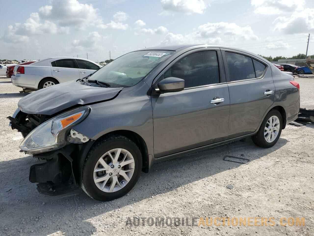 3N1CN7AP1JL863061 NISSAN VERSA 2018