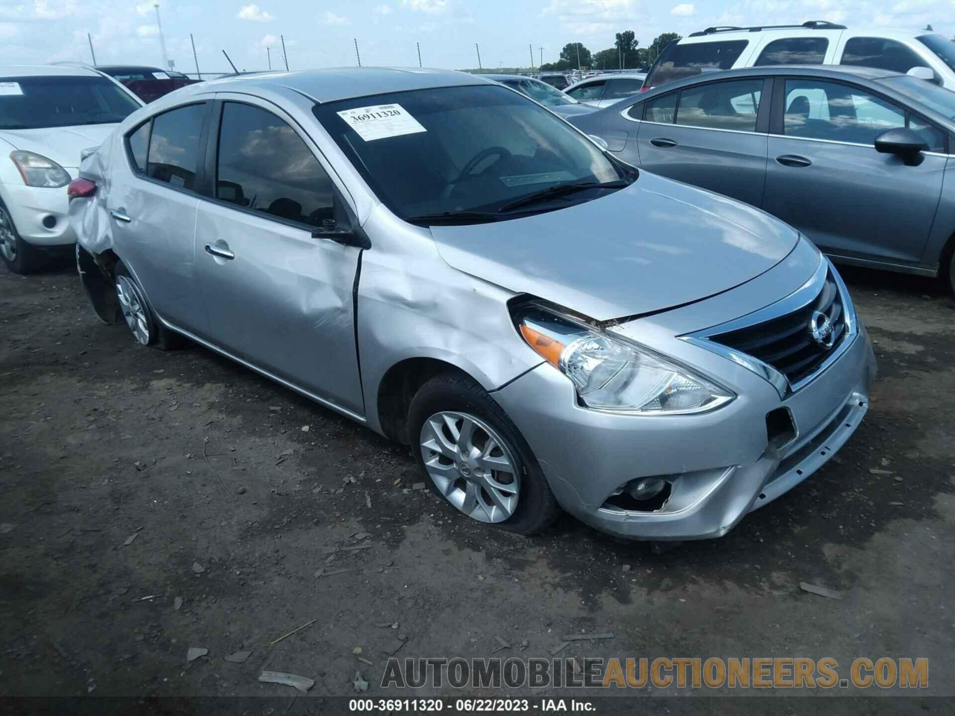 3N1CN7AP1JL872245 NISSAN VERSA SEDAN 2018