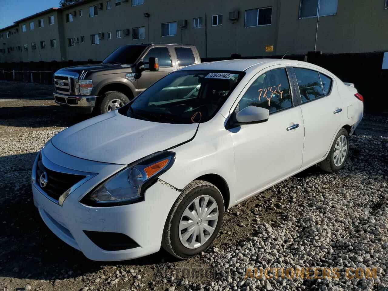 3N1CN7AP1JL879390 NISSAN VERSA 2018