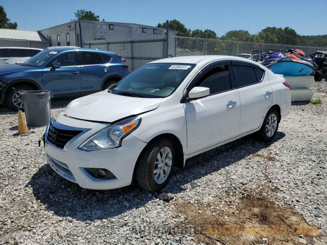 3N1CN7AP1JL884105 NISSAN VERSA 2018