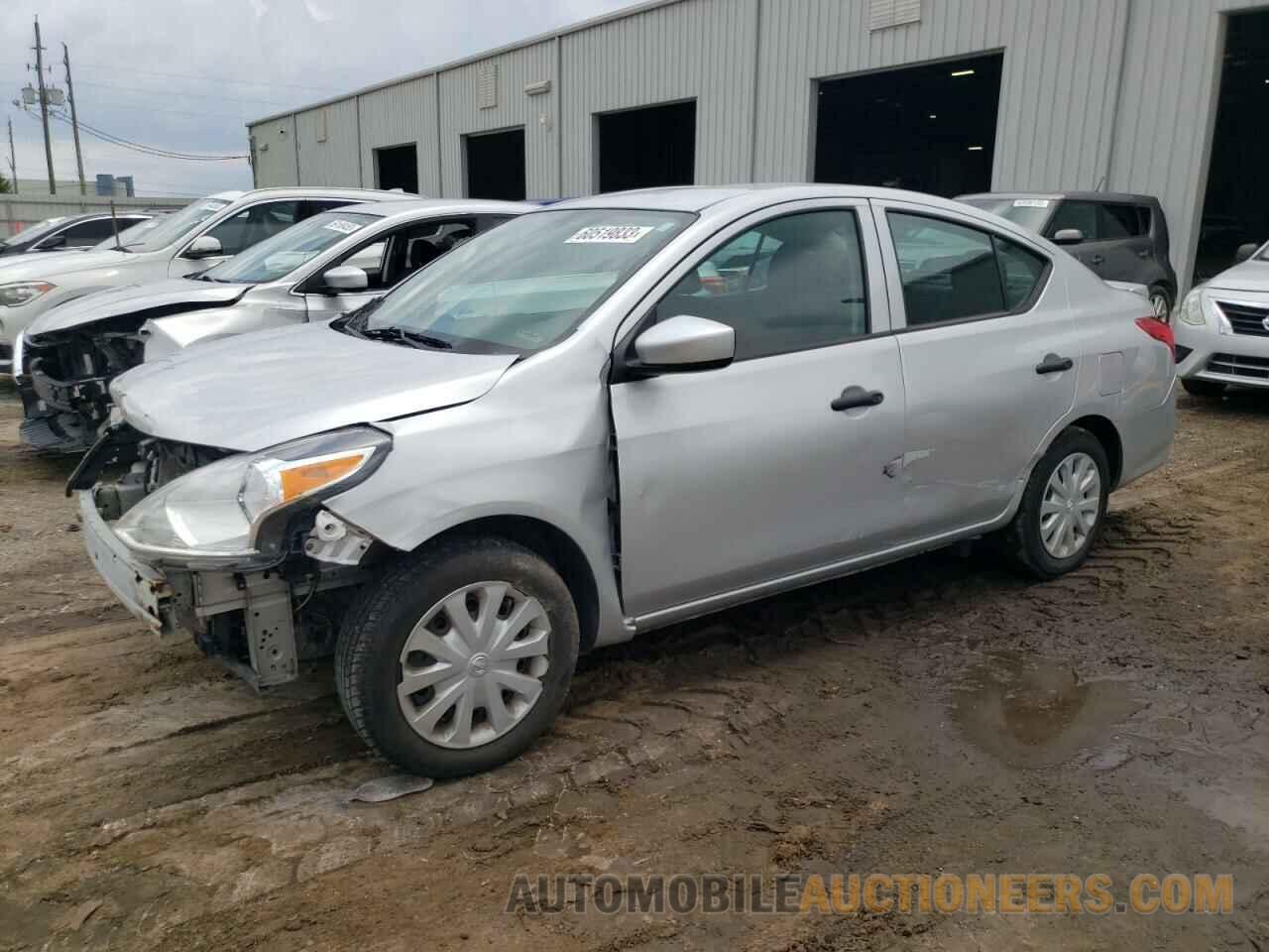 3N1CN7AP1JL888171 NISSAN VERSA 2018