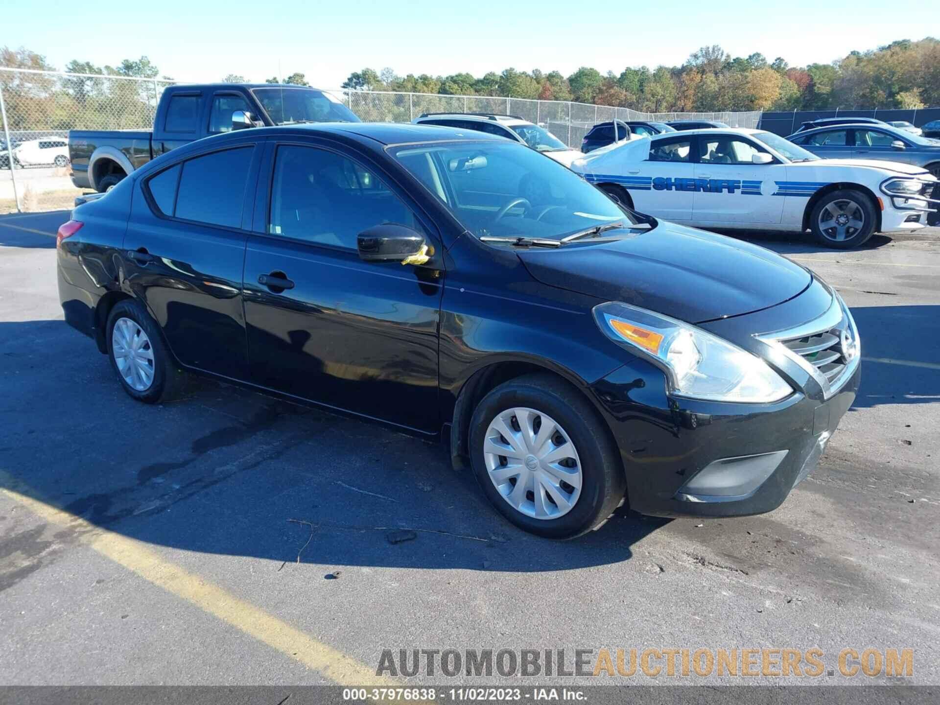 3N1CN7AP1KL813164 NISSAN VERSA 2019