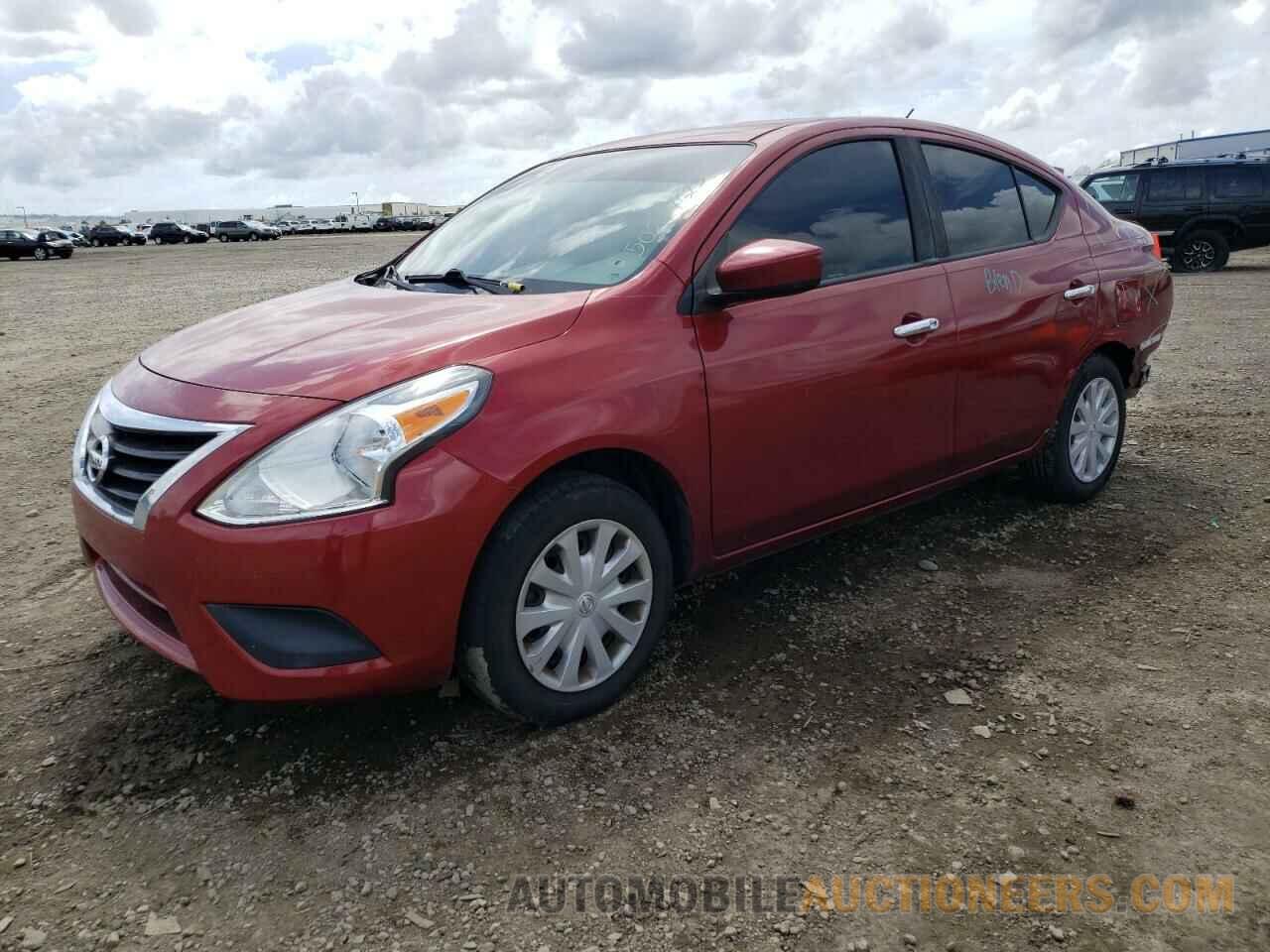 3N1CN7AP1KL816422 NISSAN VERSA 2019