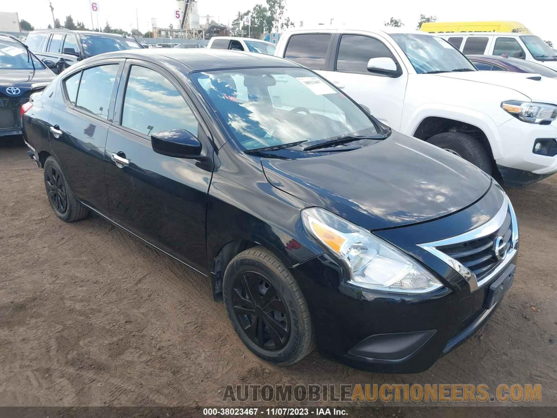 3N1CN7AP1KL817215 NISSAN VERSA 2019