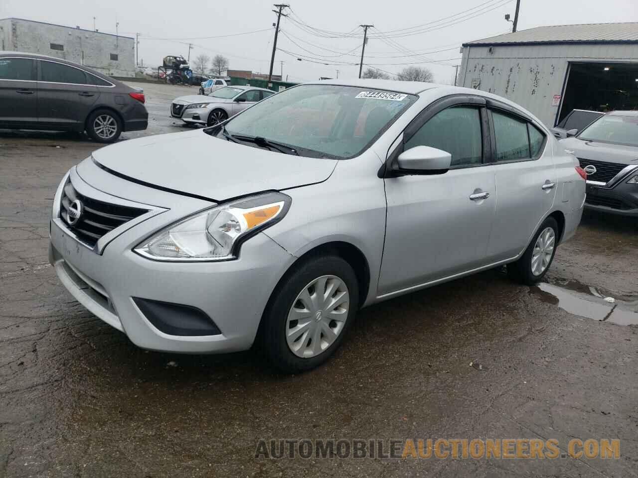 3N1CN7AP1KL821443 NISSAN VERSA 2019