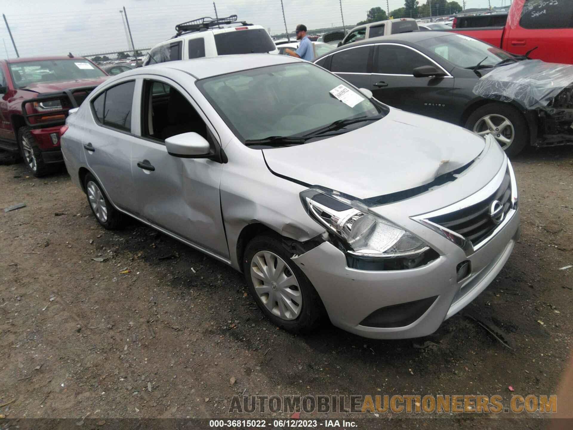 3N1CN7AP1KL824374 NISSAN VERSA SEDAN 2019