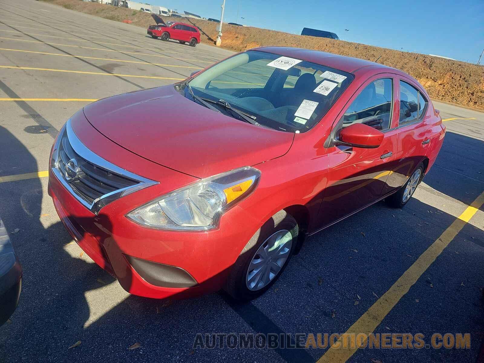 3N1CN7AP1KL829879 Nissan Versa Sedan 2019