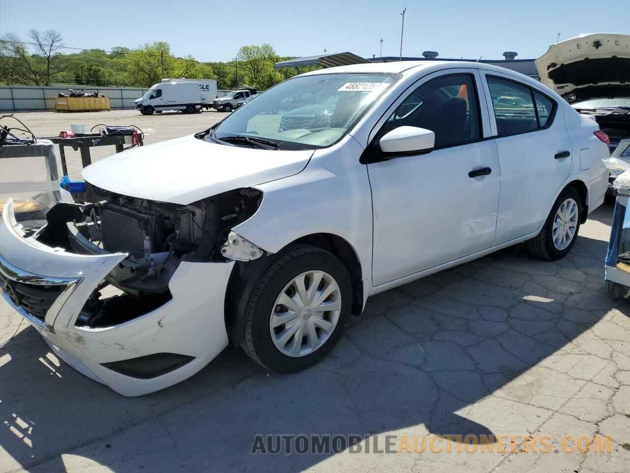 3N1CN7AP1KL830563 NISSAN VERSA 2019