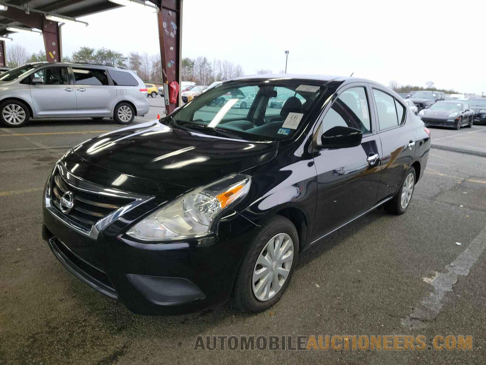 3N1CN7AP1KL849386 Nissan Versa Sedan 2019