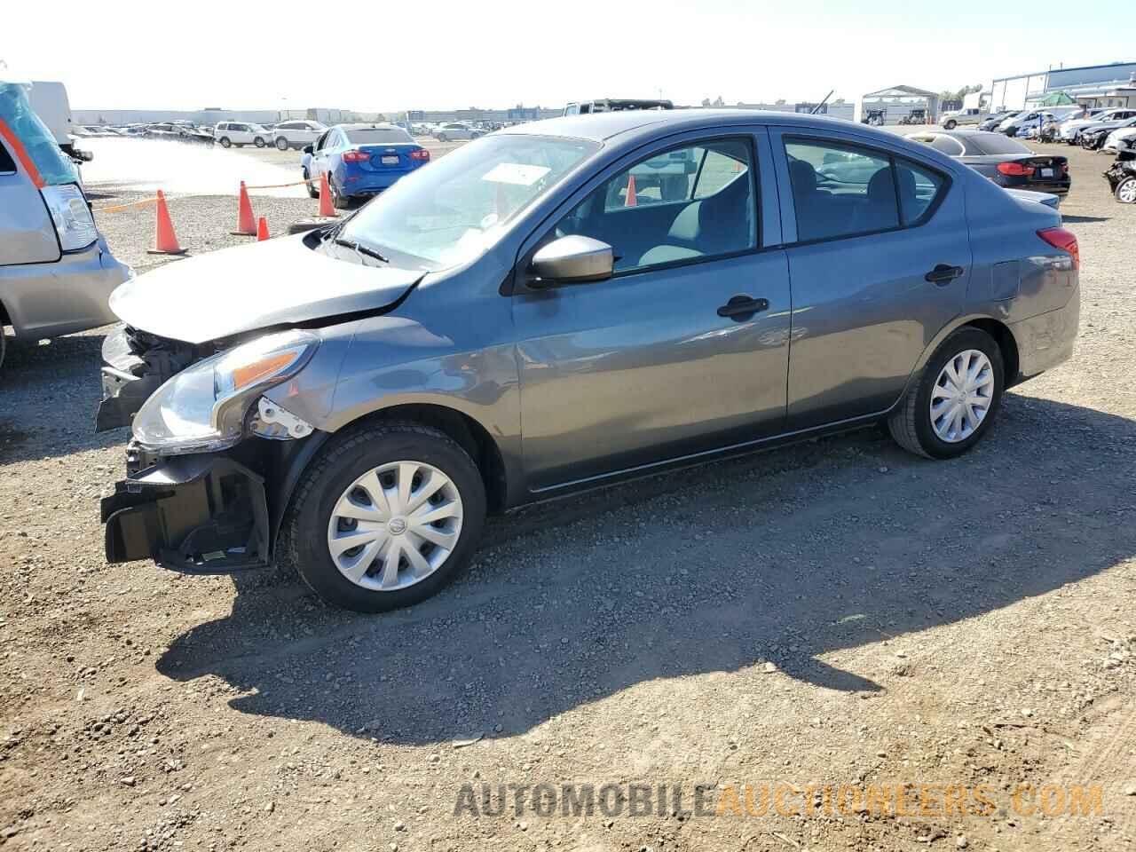 3N1CN7AP1KL852854 NISSAN VERSA 2019