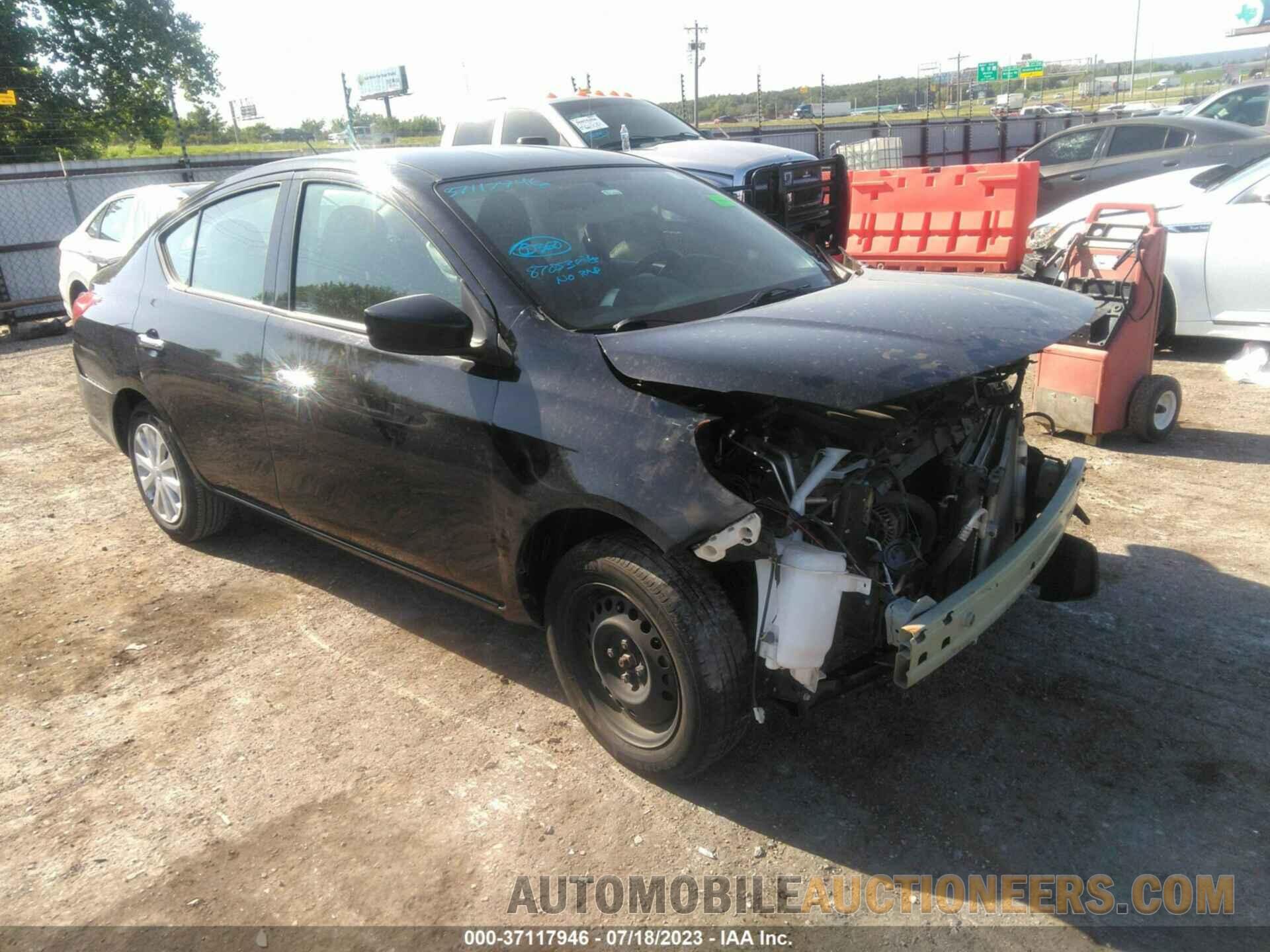 3N1CN7AP1KL854006 NISSAN VERSA SEDAN 2019