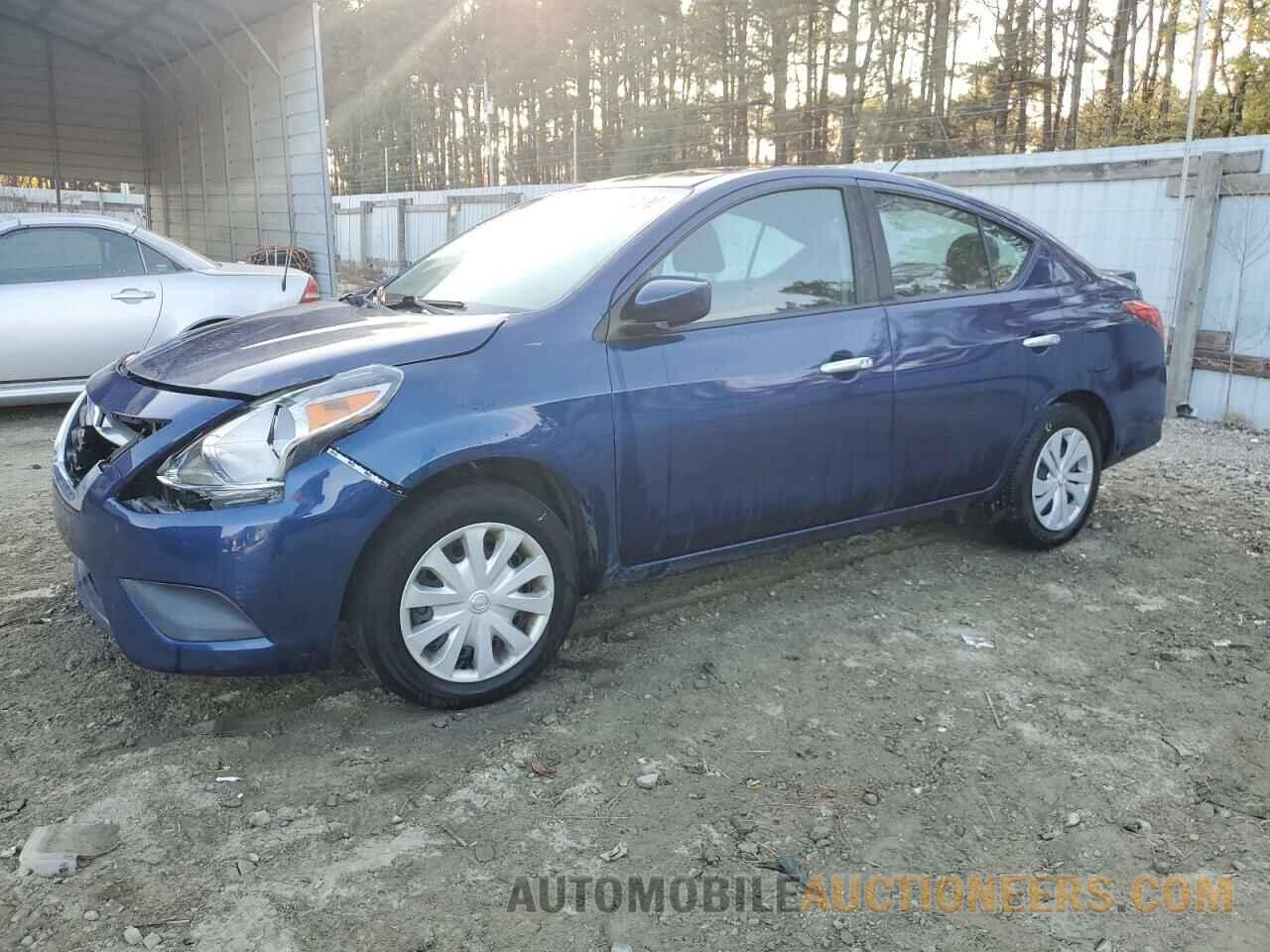 3N1CN7AP1KL865975 NISSAN VERSA 2019