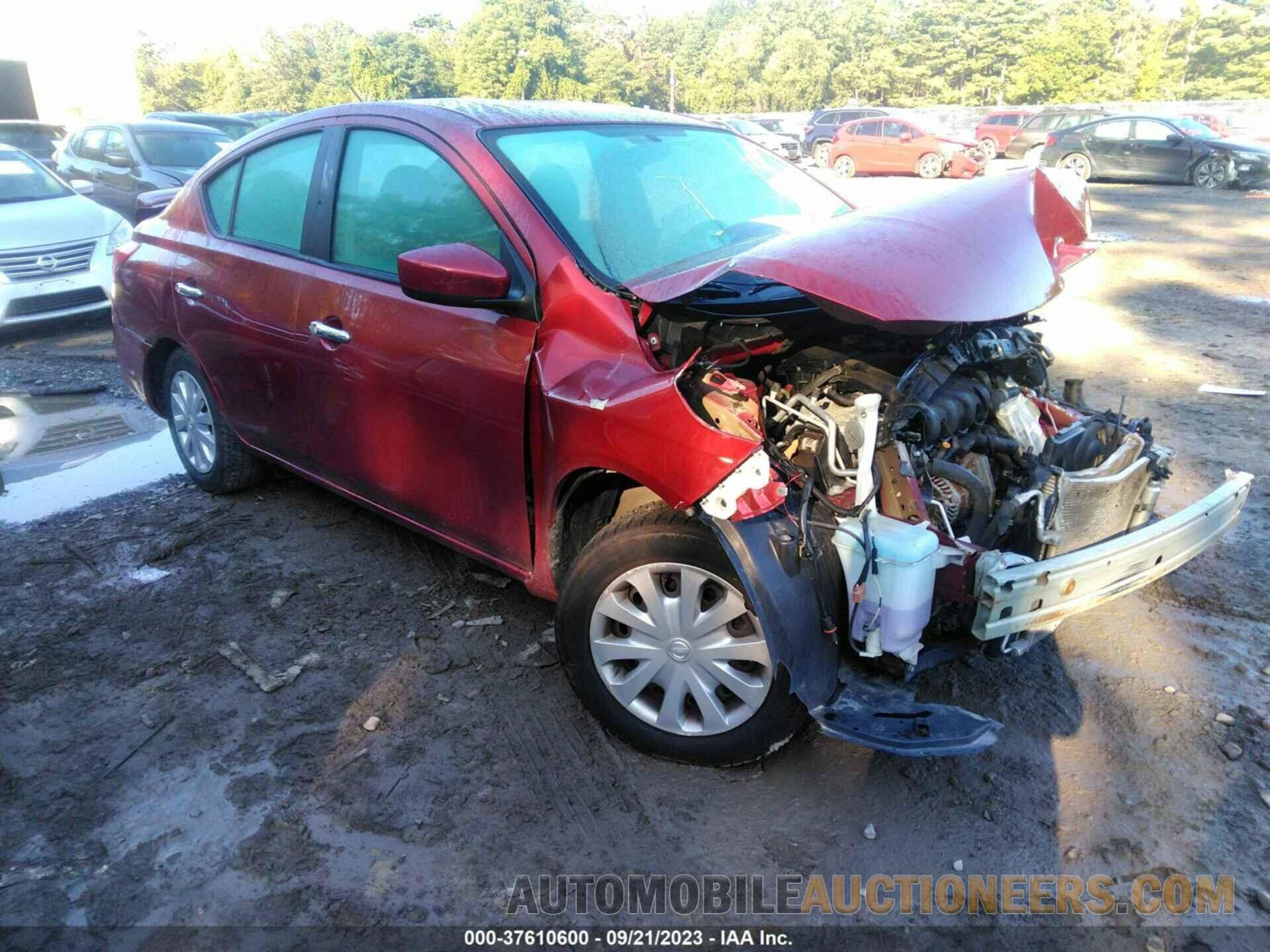 3N1CN7AP1KL877432 NISSAN VERSA SEDAN 2019