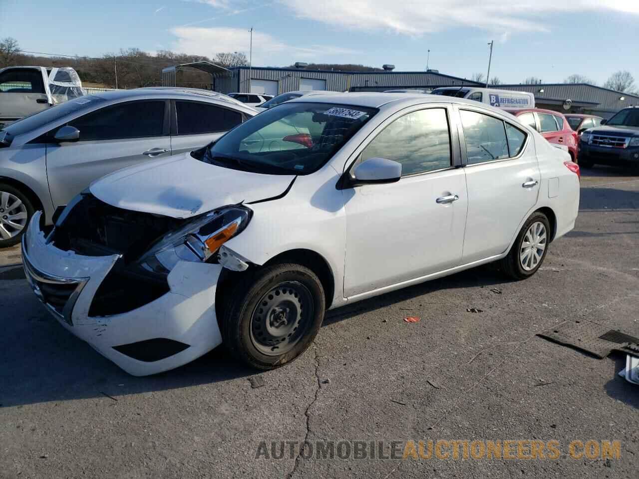 3N1CN7AP1KL878810 NISSAN VERSA 2019