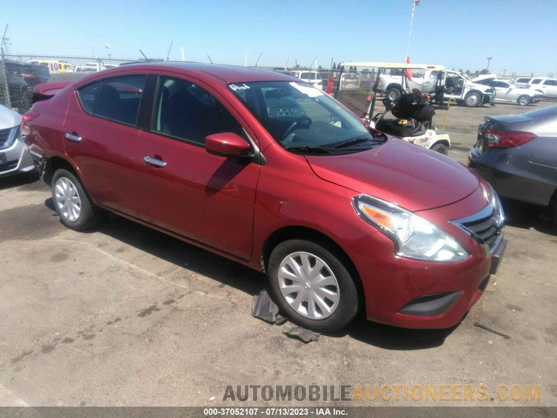 3N1CN7AP1KL880332 NISSAN VERSA SEDAN 2019