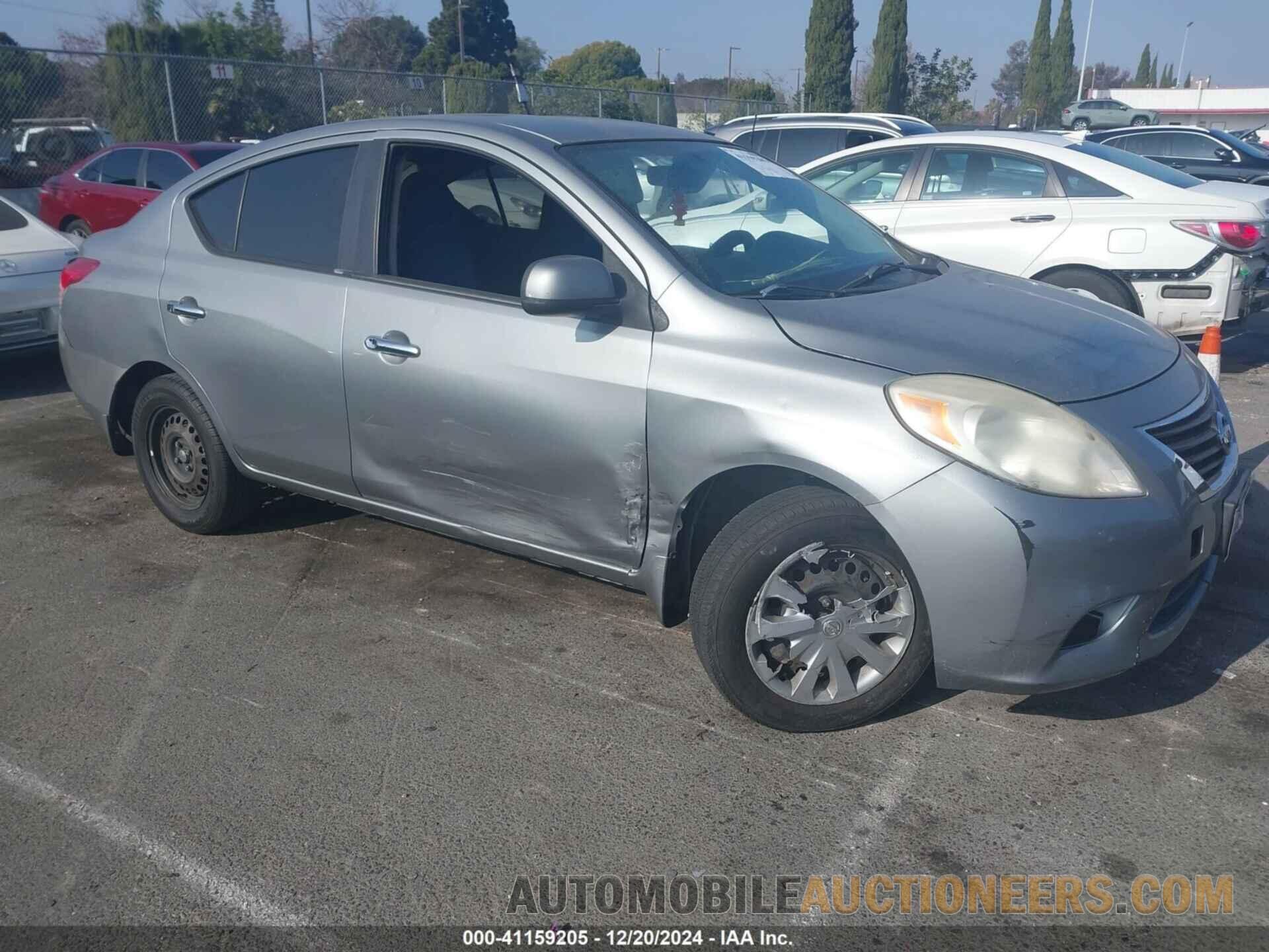 3N1CN7AP2CL900766 NISSAN VERSA 2012