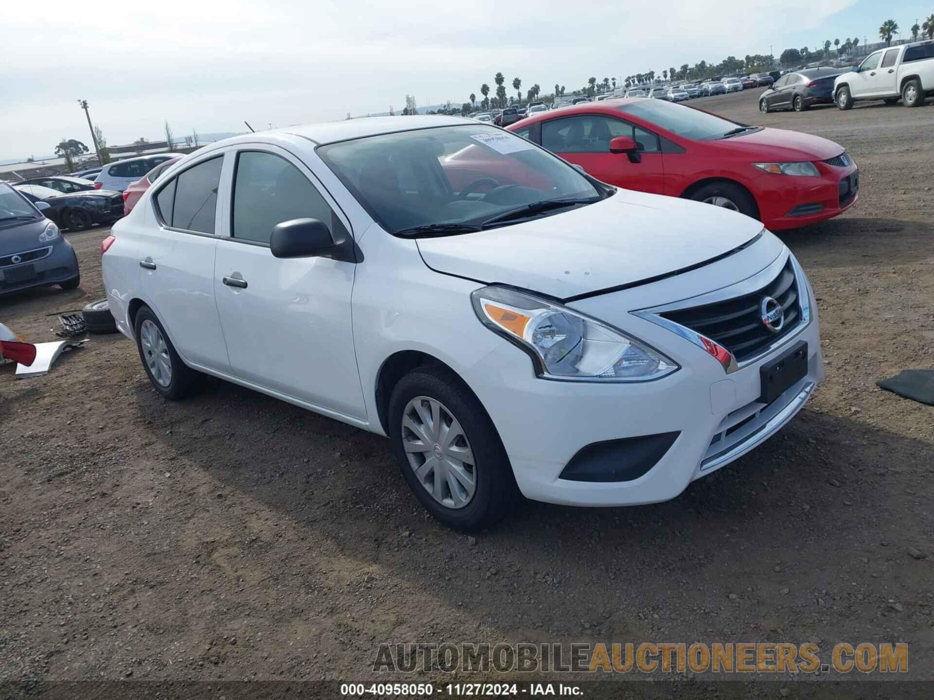 3N1CN7AP2FL817245 NISSAN VERSA 2015