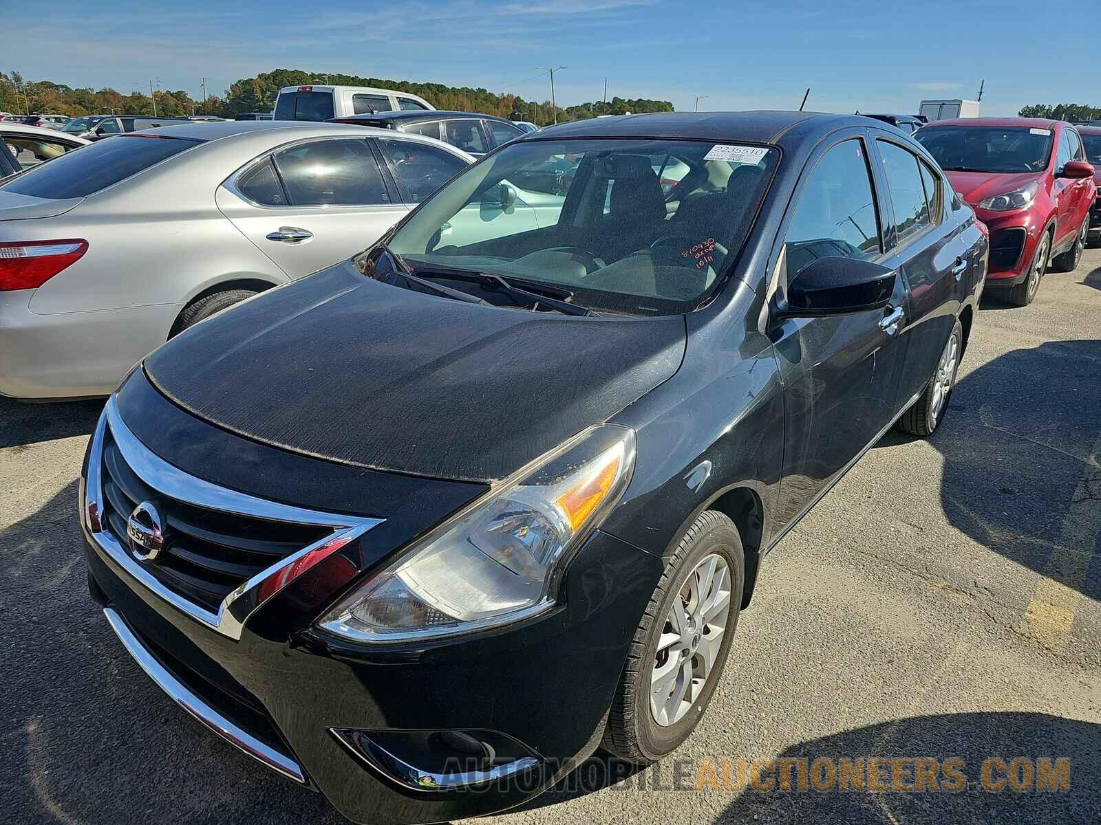 3N1CN7AP2HL810430 Nissan Versa Sedan 2017