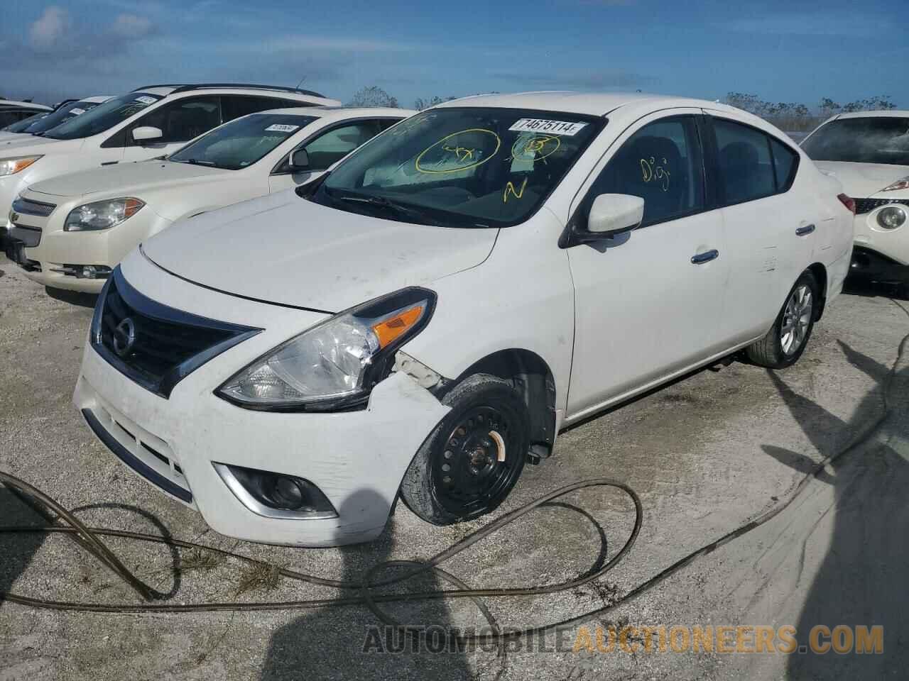 3N1CN7AP2HL812050 NISSAN VERSA 2017