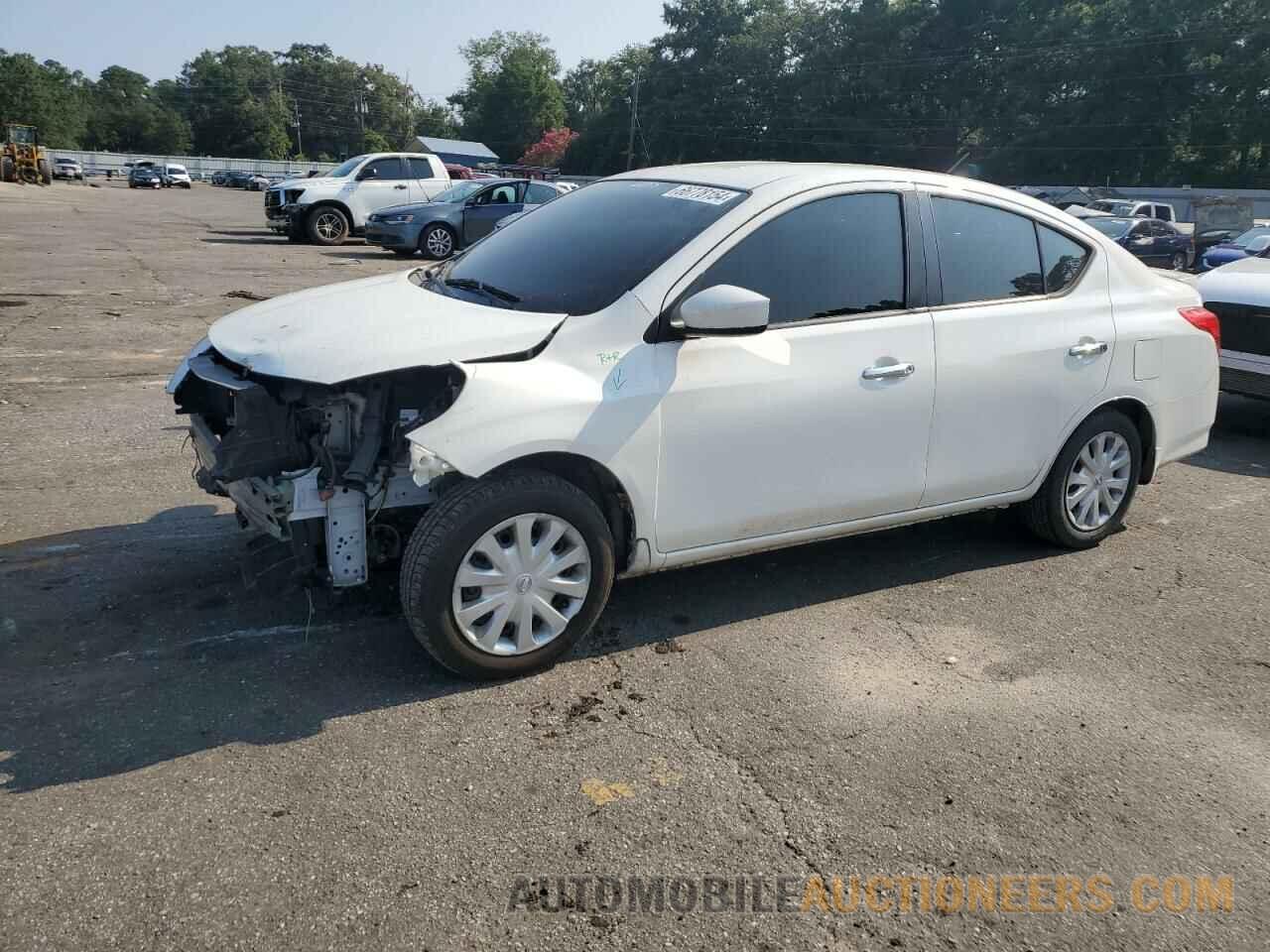 3N1CN7AP2HL833206 NISSAN VERSA 2017