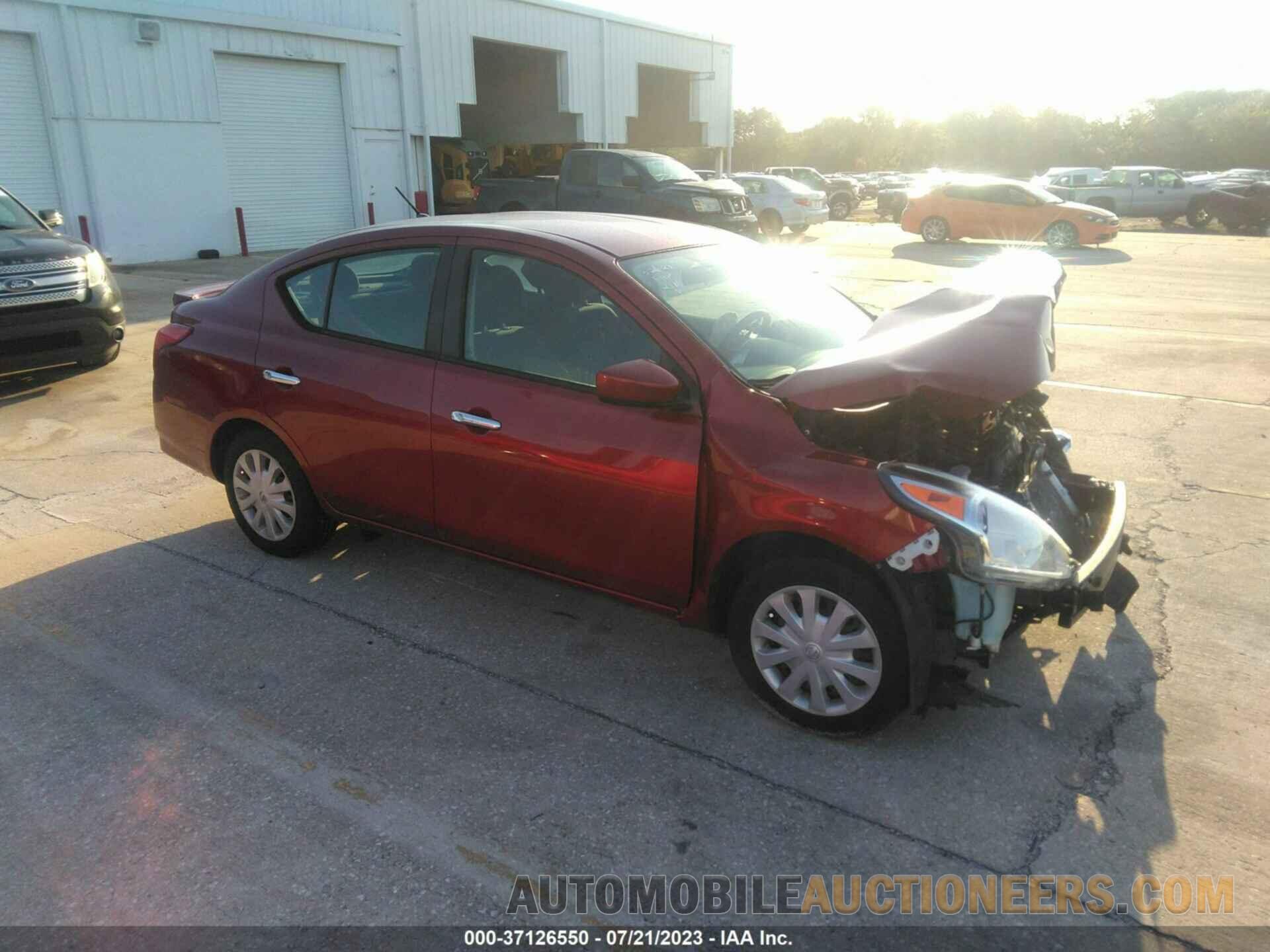 3N1CN7AP2JK412176 NISSAN VERSA SEDAN 2018