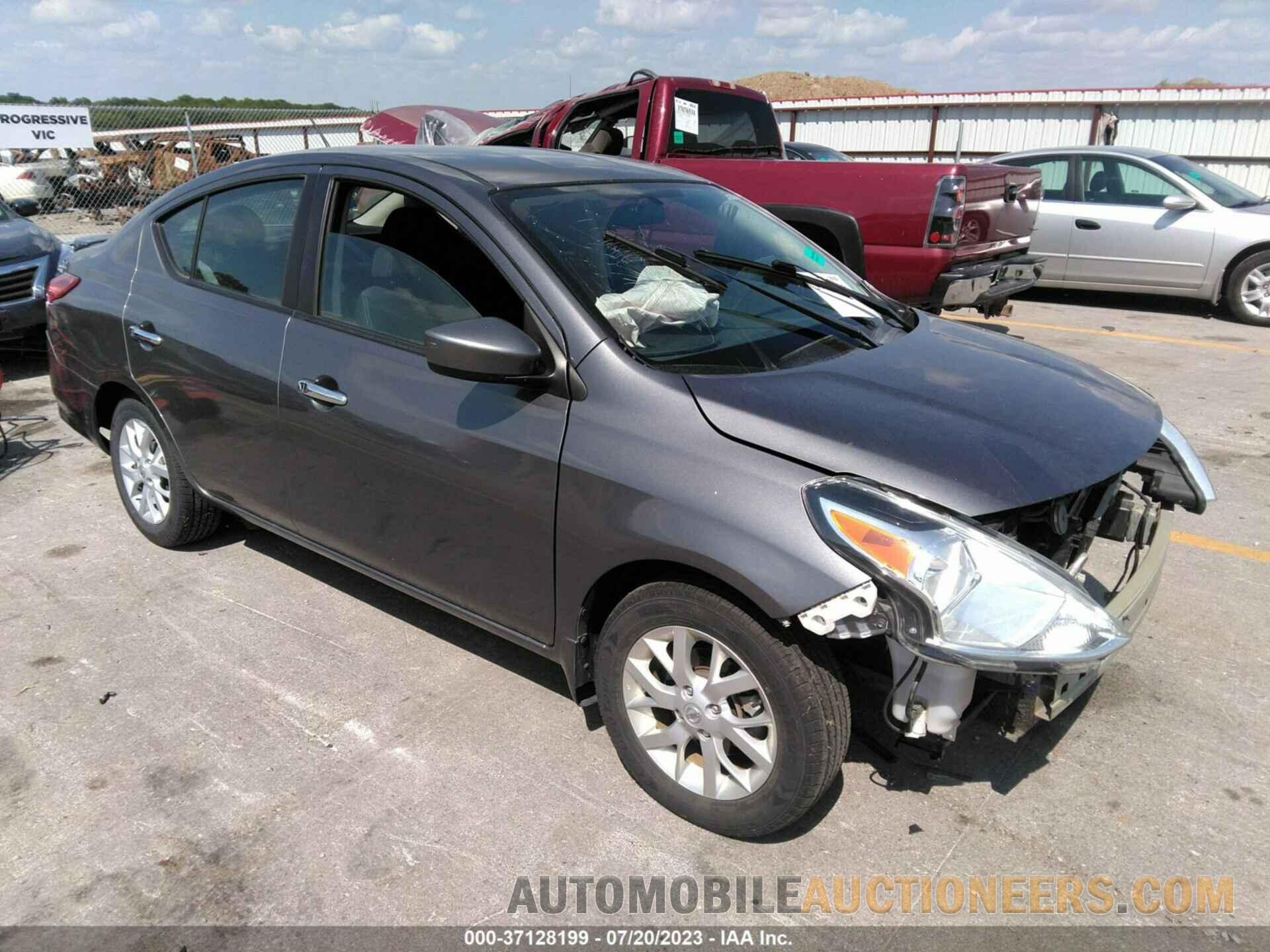 3N1CN7AP2JL809199 NISSAN VERSA 2018