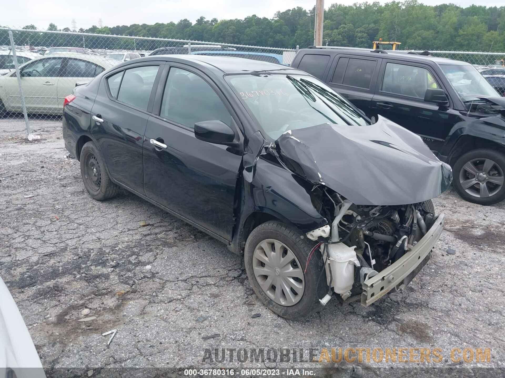 3N1CN7AP2JL811048 NISSAN VERSA SEDAN 2018