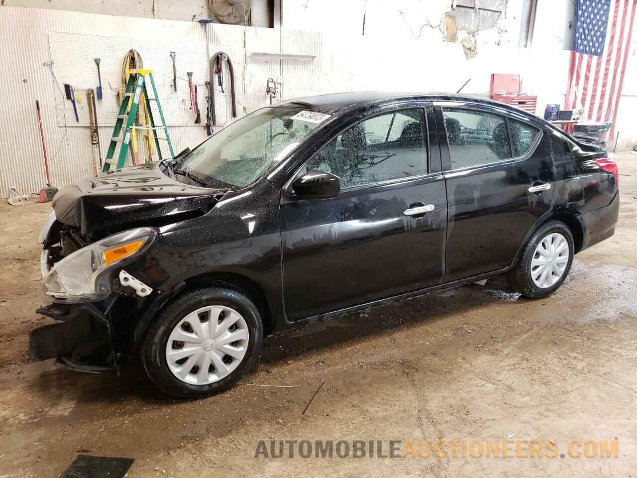 3N1CN7AP2JL812216 NISSAN VERSA 2018