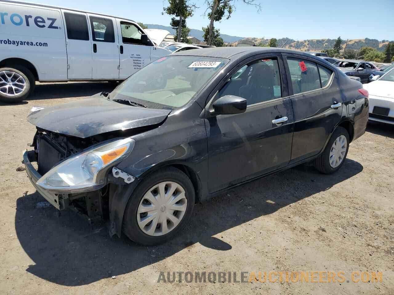 3N1CN7AP2JL814192 NISSAN VERSA 2018