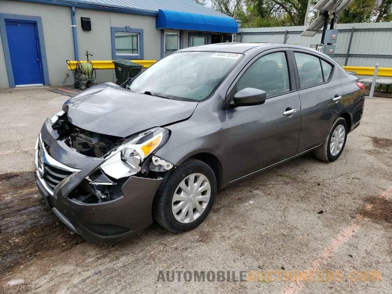 3N1CN7AP2JL815021 NISSAN VERSA 2018